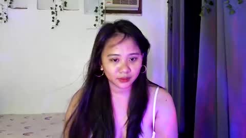 elie2001 online show from February 2025 03:16:01 PM