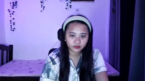 elie2001 online show from March 2025 12:22:02 PM