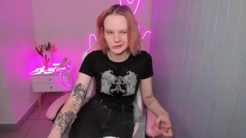 Snapshot of elieiza_xo chatting on October 2025 03:49:02 AM elieiza_xo online show from October 2025 03:49:02 AM