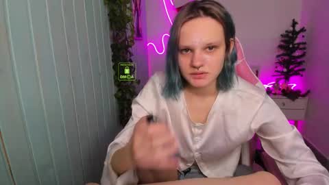 elieiza_xo online show from January 2026 10:07:02 AM