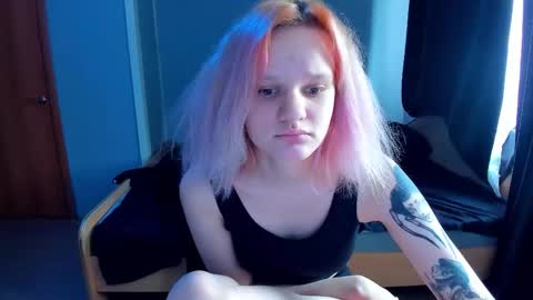 elieiza_xo online show from March 2026 10:20:01 AM