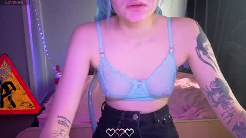 Snapshot of elieiza_xo chatting on July 2026 09:11:02 AM elieiza_xo online show from July 2026 09:11:02 AM