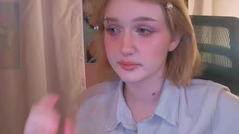 Ellie online show from February 2026 05:22:02 AM