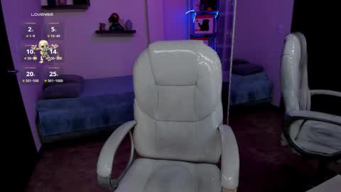 Snapshot of eliie_ruizz chatting on March 2025 04:49:01 AM Eliie online show from March 2025 04:49:01 AM