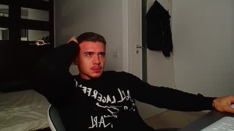 ElijahThorne online show from December 2025 05:56:02 AM