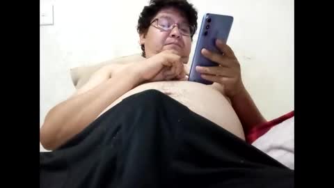 elimposstor online show from October 2025 08:09:01 PM