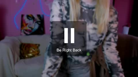 Elin online show from May 2026 04:04:02 PM