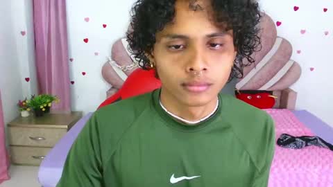 elio_fox online show from April 2026 12:17:02 PM