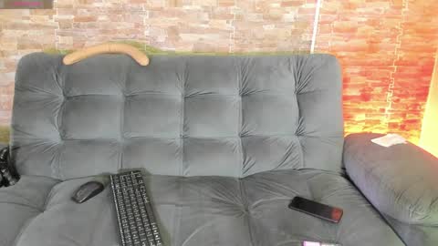 elis_cioccolato online show from April 2026 08:53:02 PM