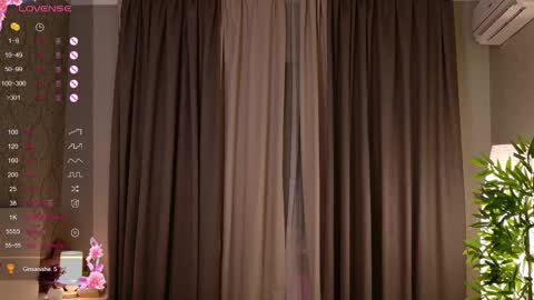 Snapshot of elis_goyard chatting on October 2025 05:02:02 PM Elis online show from October 2025 05:02:02 PM