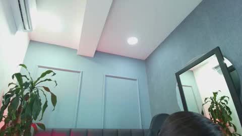 Elisa online show from March 2026 08:34:02 PM