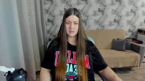 Aletta Oushen online show from October 2025 12:24:02 PM