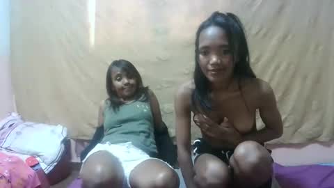 Snapshot of elisabet88 chatting on September 2025 06:13:01 AM elisabet88 online show from September 2025 06:13:01 AM