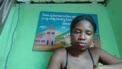 elisabeth2525 online show from January 2025 10:41:02 PM