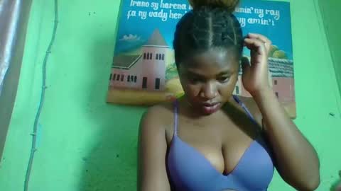 elisabeth2525 online show from January 2025 10:02:01 PM