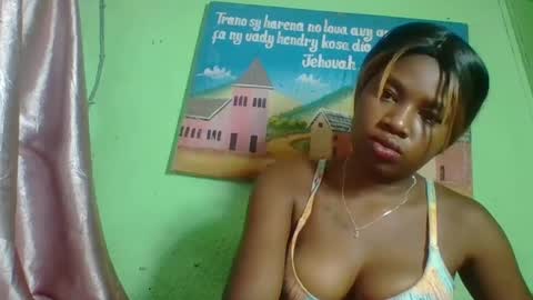 elisabeth2525 online show from January 2025 06:09:02 AM