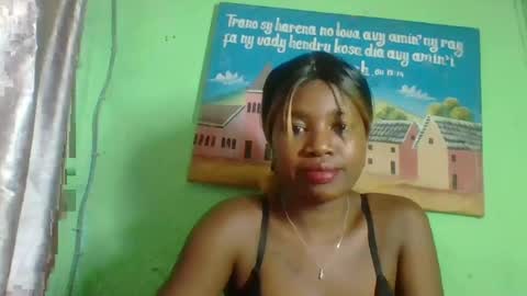 elisabeth2525 online show from January 2025 05:06:01 PM