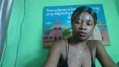 elisabeth2525 online show from January 2025 06:31:01 PM