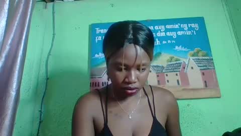 elisabeth2525 online show from January 2025 02:00:02 AM