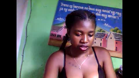 elisabeth2525 online show from February 2025 07:00:01 PM