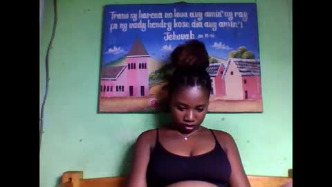 elisabeth2525 online show from February 2025 10:40:01 PM