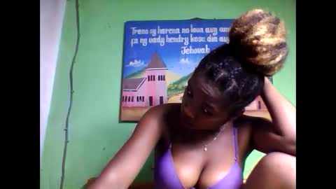 elisabeth2525 online show from February 2025 02:35:01 AM