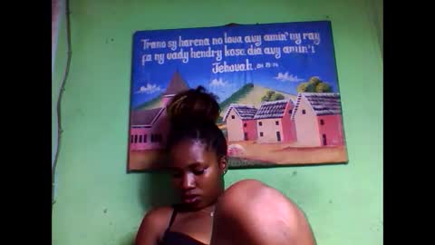 elisabeth2525 online show from February 2025 12:33:01 PM