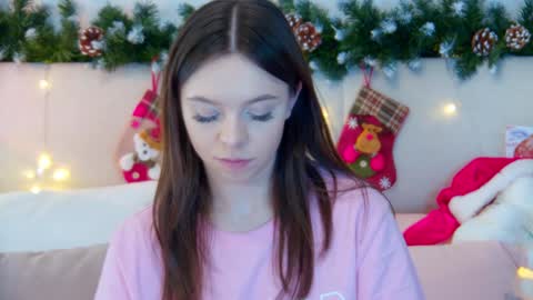 Snapshot of elisabethdavis chatting on January 2025 06:17:01 PM ElisabethDavis online show from January 2025 06:17:01 PM