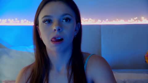 Snapshot of elisabethdavis chatting on March 2025 10:02:02 PM ElisabethDavis online show from March 2025 10:02:02 PM