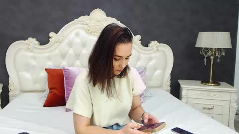 Krissy online show from March 2026 08:54:02 AM