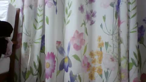 Snapshot of elisacich chatting on March 2026 07:42:01 PM elisacich online show from March 2026 07:42:01 PM