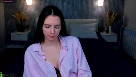 Elise online show from April 2026 06:19:01 AM