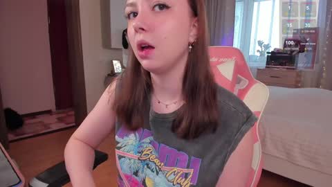Elise    online show from January 2025 10:06:02 AM