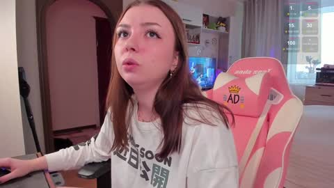 Elise    online show from January 2025 09:49:02 AM