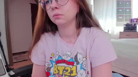 Elise    online show from March 2025 10:43:02 AM