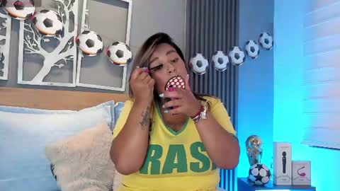 Elise Play Boobs online show from June 2026 07:07:01 PM
