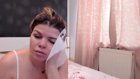 Elly online show from March 2026 09:36:02 AM