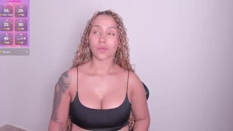 Elissa online show from March 2025 11:37:01 PM