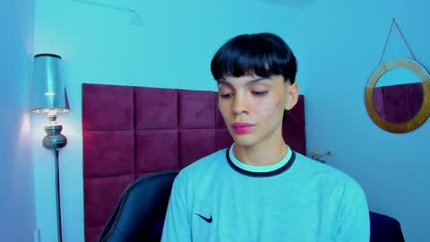 Valentino Konny y Jhon online show from April 2026 10:09:02 PM