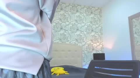 Eliza online show from March 2026 07:14:01 PM