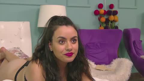 Eliza online show from January 2025 12:14:01 PM