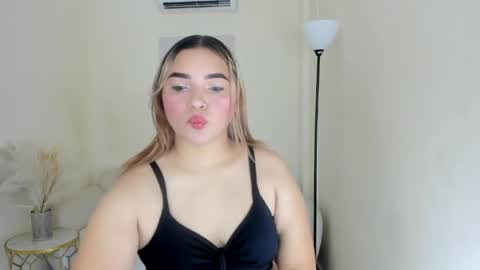 Snapshot of eliza_pryor chatting on May 2026 12:11:02 PM eliza_pryor online show from May 2026 12:11:02 PM