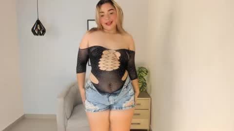 Snapshot of eliza_pryor chatting on June 2026 12:14:02 PM eliza_pryor online show from June 2026 12:14:02 PM