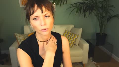Elizabethangel online show from January 2025 06:21:01 AM