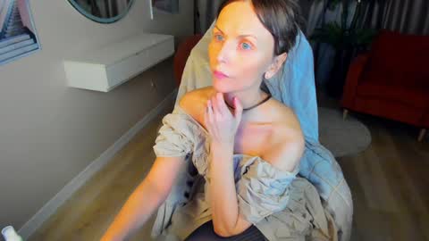 Elizabethangel online show from February 2025 01:25:02 AM