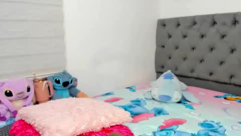 ELIZA online show from November 2025 04:37:01 AM