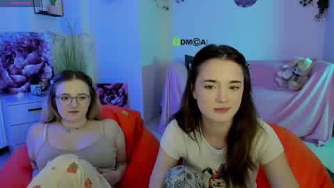 Snapshot of elizabeth_dornan chatting on July 2026 08:48:01 PM Your cute online show from July 2026 08:48:01 PM