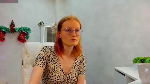 Elizabeth online show from December 2024 02:53:01 PM