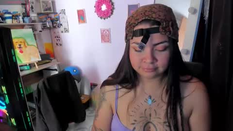 Snapshot of elizabeth_martinez98 chatting on October 2025 08:08:01 PM Elizabeth Martinez online show from October 2025 08:08:01 PM