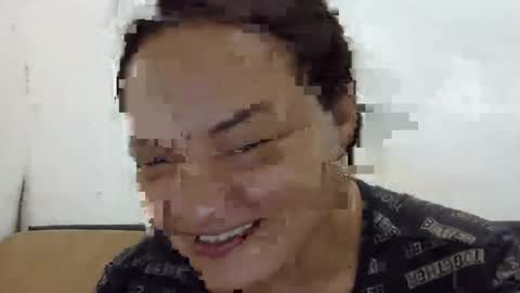 Elizabeth Martinez  online show from October 2025 07:45:01 PM